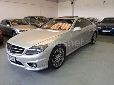 Gris / plata Usado 2008 Mercedes CL63 AMG AMG Coupe | 19.900 €