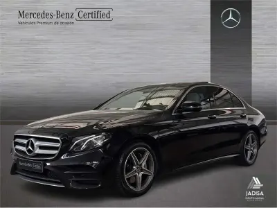 Usado Mercedes E220 194 CV (142 kW) 2019 Negro obsidiana Berlina