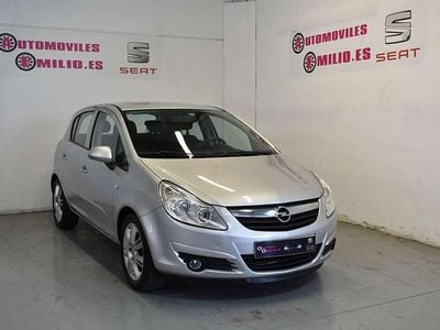 Plateado Usado 2007 Opel Corsa Cosmo Utilitario | 4600 € (Precio justo)