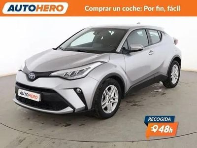 Begagnad Toyota C-HR Active 125 HK (91 kW) 2022 Grå SUV
