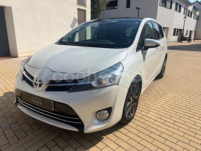 Blanco Usado 2017 Toyota Verso Advance Monovolumen | 8490 € (Un poco caro)