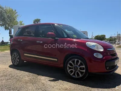 Usado Fiat 500L Lounge 95 CV (69 kW) 2014 Rojo Monovolumen