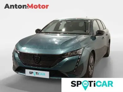 Usado Peugeot 308 130 CV (95 kW) 2022 Azul Familiar