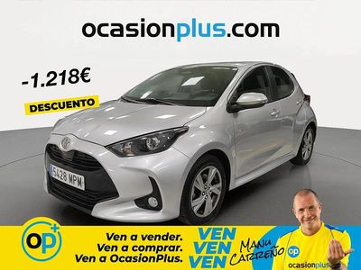 Używany Toyota Yaris Hybrid Active 116 KM (85 kW) 2024 Szary Sedan/Limuzyna