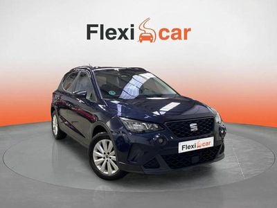 Usado Seat Arona Reference 95 CV (69 kW) 2022 Azul SUV