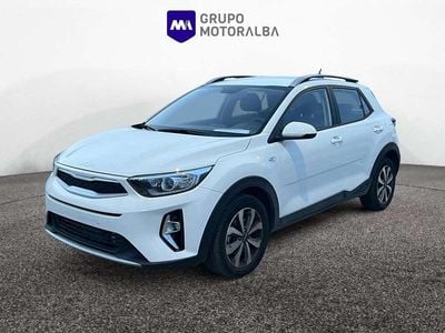 Blanco Usado 2022 Kia Stonic SUV | 15.990 € (Buen precio)