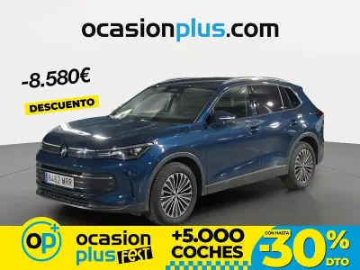 Käytetty VW Tiguan Life 150 HP (110 kW) 2024 Sininen Katumaasturi