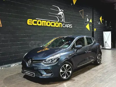Usado Renault Clio IV Zen 90 CV (66 kW) 2019 Gris / plata Berlina
