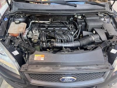 Usado Ford Focus Trend 100 CV (73 kW) 2006 Negro Berlina