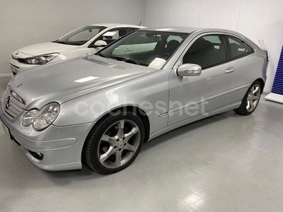 Usado Mercedes C220 Sport Edition 150 CV (110 kW) 2006 Gris / plata Berlina