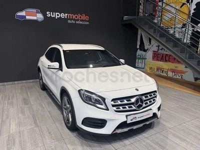 Usado Mercedes GLA200 136 CV (100 kW) 2019 Blanco SUV