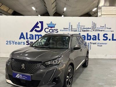 Usado Peugeot 2008 Allure 130 CV (95 kW) 2021 Gris / plata SUV