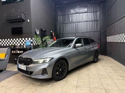 Gris / plata Usado 2023 BMW 318 Shadowline Familiar | 25.990 € (Precio justo)