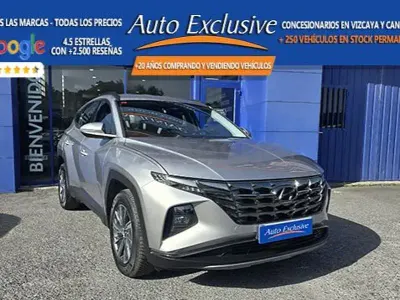 Usado Hyundai Tucson 230 CV (169 kW) 2021 Gris / plata SUV