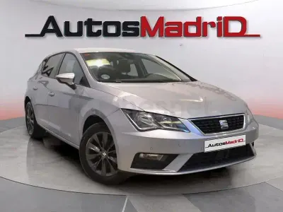 Usado Seat Leon Style 115 CV (84 kW) 2019 Gris / plata Berlina