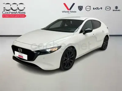Używany Mazda 3 Homura-Line 122 KM (89 kW) 2023 Biały Sedan/Limuzyna