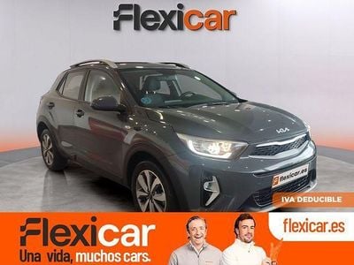 Usado Kia Stonic 84 CV (61 kW) 2023 Gris SUV