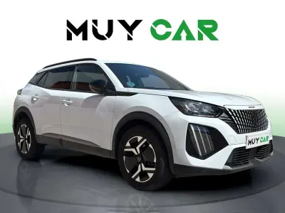 Usado Peugeot 2008 Allure 102 CV (75 kW) 2024 Blanco SUV