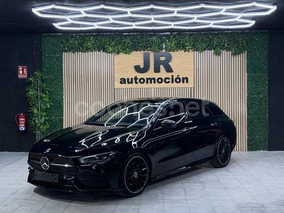 Usado Mercedes CLA200 Shooting Brake 150 CV (110 kW) 2020 Negro Familiar