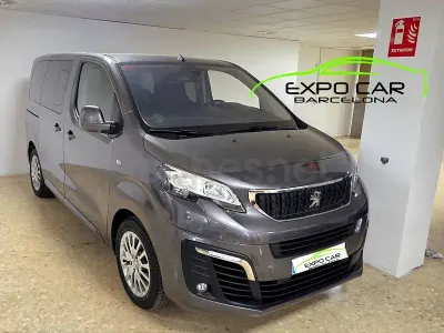 Usado Peugeot Traveller Allure 150 CV (110 kW) 2017 Gris / plata Monovolumen