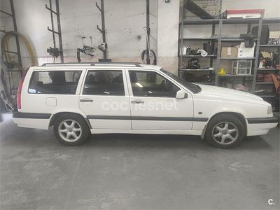 Usado Volvo 850 144 CV (105 kW) 1996 Blanco Familiar