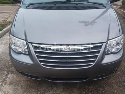 Gris / plata Usado 2008 Chrysler Voyager Monovolumen | 6800 € (Precio justo)