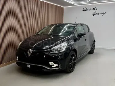 Usado Renault Clio IV R.S. 200 CV (147 kW) 2017 Negro Berlina