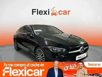 Usado Mercedes CLA200 Shooting Brake 150 CV (110 kW) 2020 Gris Familiar