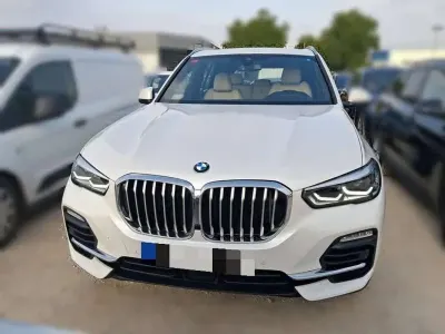 Usado BMW X5 Comfort Edition 231 CV (169 kW) 2021 Blanco SUV
