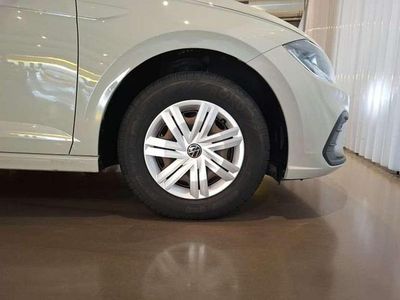 Gris Usado 2022 VW Polo Trendline Berlina | 15.490 € (Precio justo)