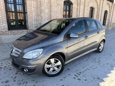Usado Mercedes B180