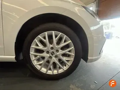 Usado Seat Ibiza 115 CV (84 kW) 2024 Blanco Utilitario