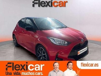 Usado Toyota Yaris Hybrid Active 100 CV (73 kW) 2020 Rojo Utilitario
