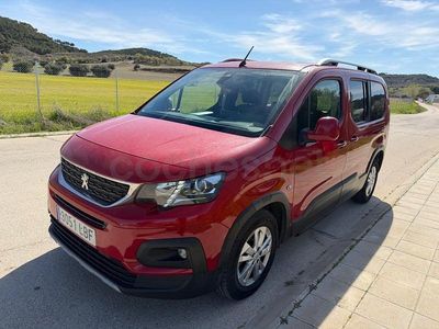 Usado Peugeot Rifter Active 100 CV (73 kW) 2019 Rojo Monovolumen