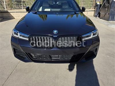 Azul Usado 2022 BMW 530e iPerformance Berlina | 44.900 €