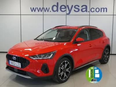 Usado Ford Focus Active 155 CV (114 kW) 2022 Rojo Berlina