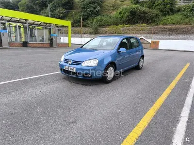 Usado VW Golf Plus Cross Trendline 102 CV (75 kW) 2005 Azul Monovolumen