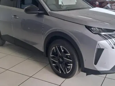 Nuevo Peugeot 3008 Allure 145 CV (106 kW) 2026 Gris artense SUV