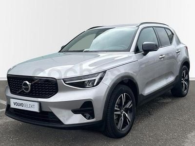Usado Volvo XC40 Plus 163 CV (119 kW) 2025 Gris / plata SUV