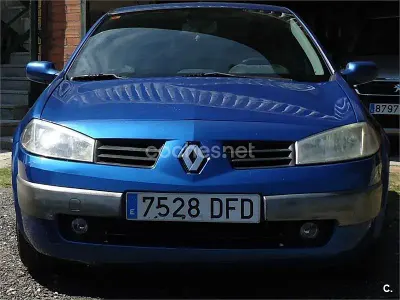 Usado Renault Mégane Authentique 120 CV (88 kW) 2004 Azul Berlina