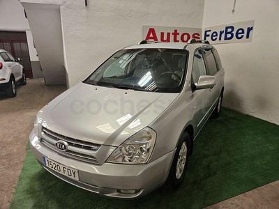 Usado Kia Carnival Active 185 CV (136 kW) 2007 Gris / plata Monovolumen