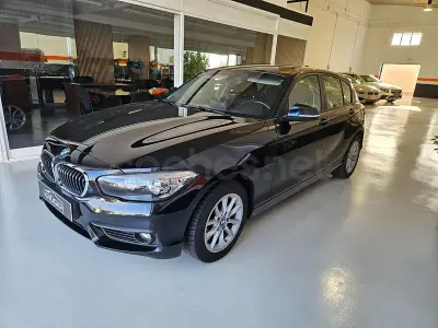Usado BMW 118 Advantage 136 CV (100 kW) 2016 Negro Berlina