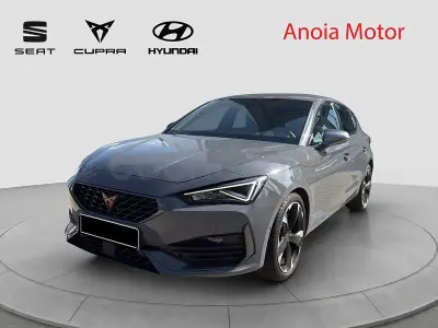 Usado Cupra Leon 150 CV (110 kW) 2022 Gris / plata Familiar