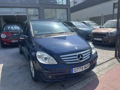 Usado Mercedes B180
