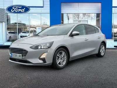 Usado Ford Focus Trend+ 124 CV (91 kW) 2020 Gris Berlina