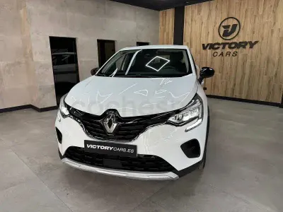 Usado Renault Captur Equilibre 100 CV (73 kW) 2023 Blanco SUV