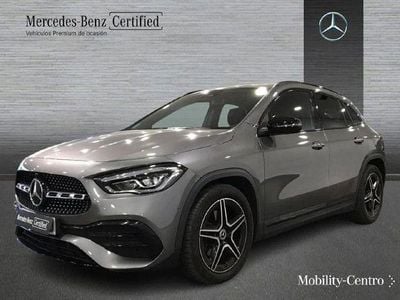 Usado Mercedes GLA200 AMG line 163 CV (119 kW) 2022 Mountaingrau  met. SUV