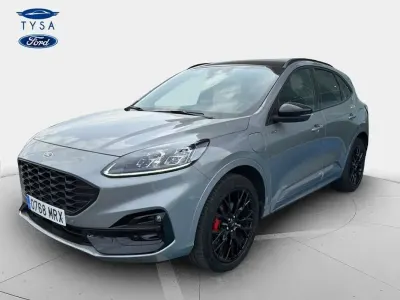 Usado Ford Kuga ST-Line X 243 CV (178 kW) 2024 Plateado SUV