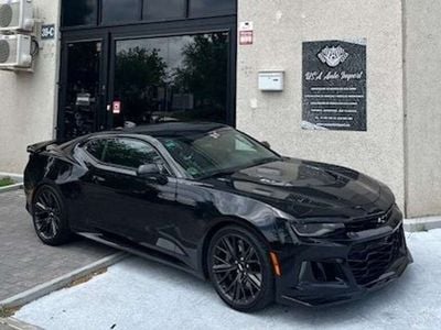 Usado Chevrolet Camaro ZL1 659 CV (484 kW) 2018 Negro Coupe