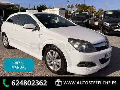 Usado Opel Astra GTC Sport 110 CV (80 kW) 2009 Blanco Berlina